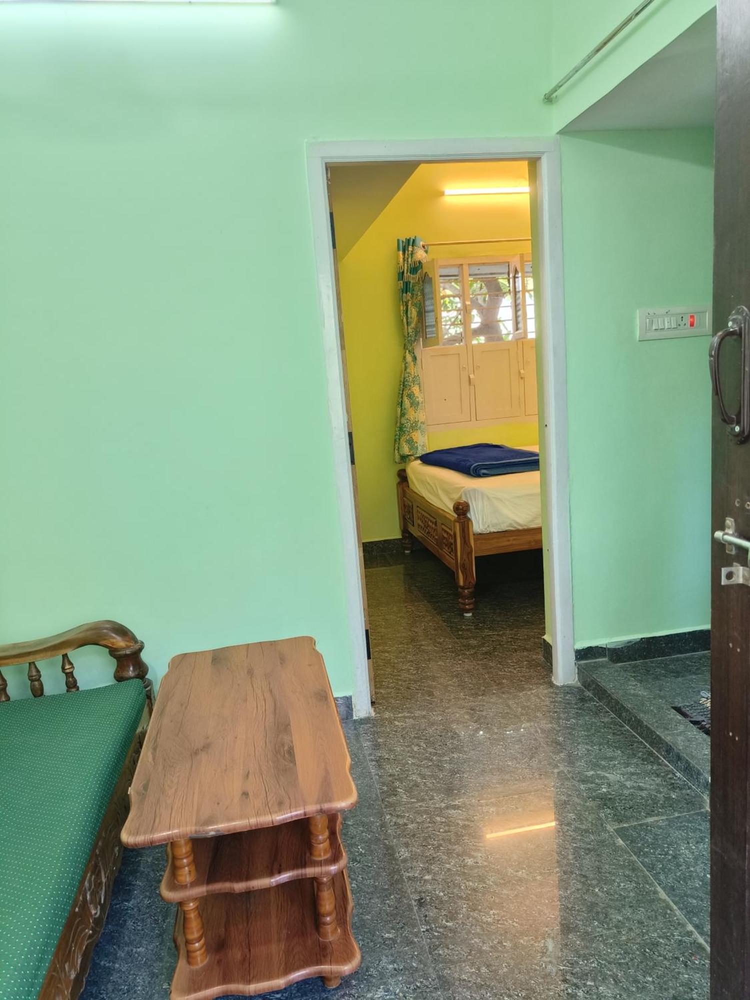 Liya Guest House Tiruvannāmalai エクステリア 写真