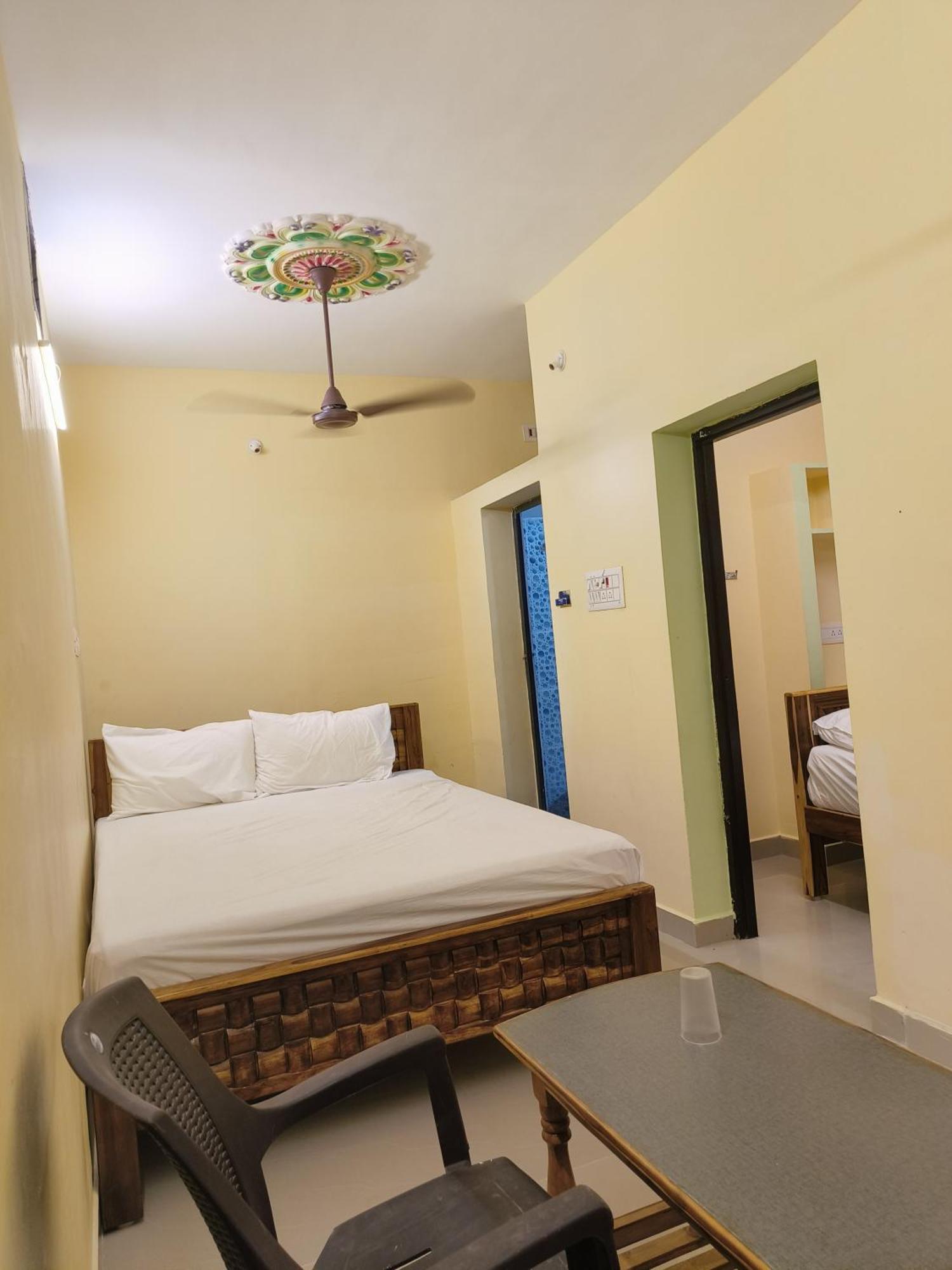 Liya Guest House Tiruvannāmalai エクステリア 写真