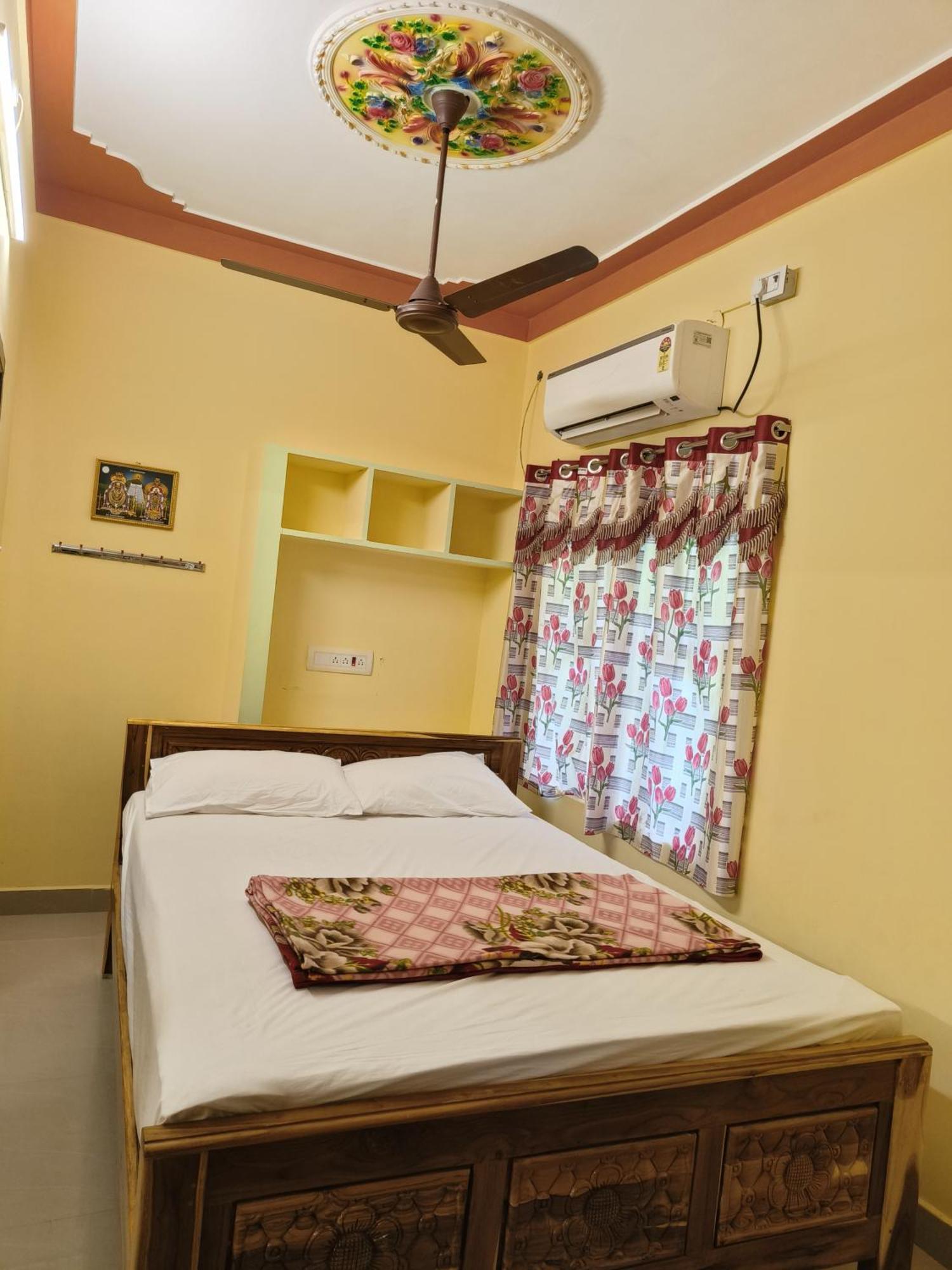 Liya Guest House Tiruvannāmalai エクステリア 写真
