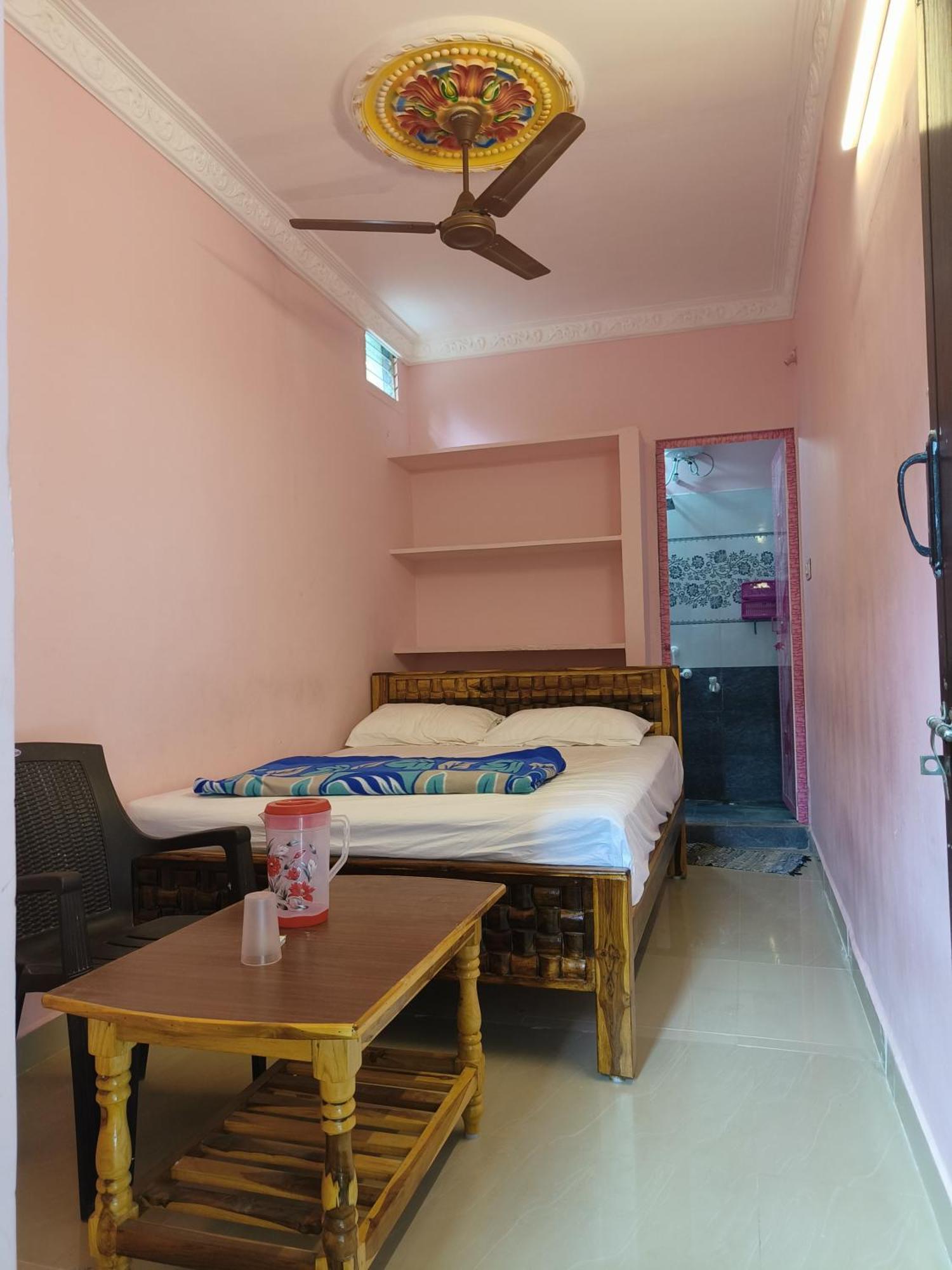 Liya Guest House Tiruvannāmalai エクステリア 写真