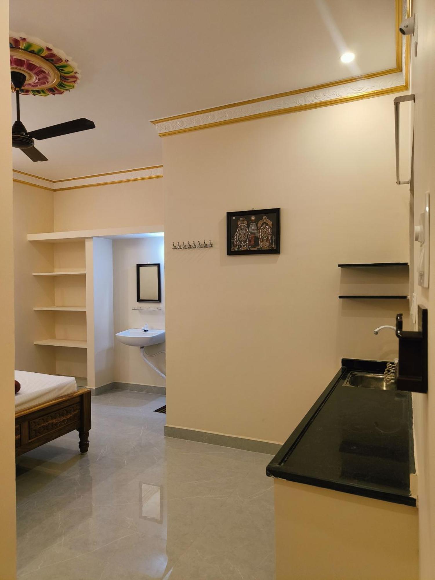 Liya Guest House Tiruvannāmalai エクステリア 写真