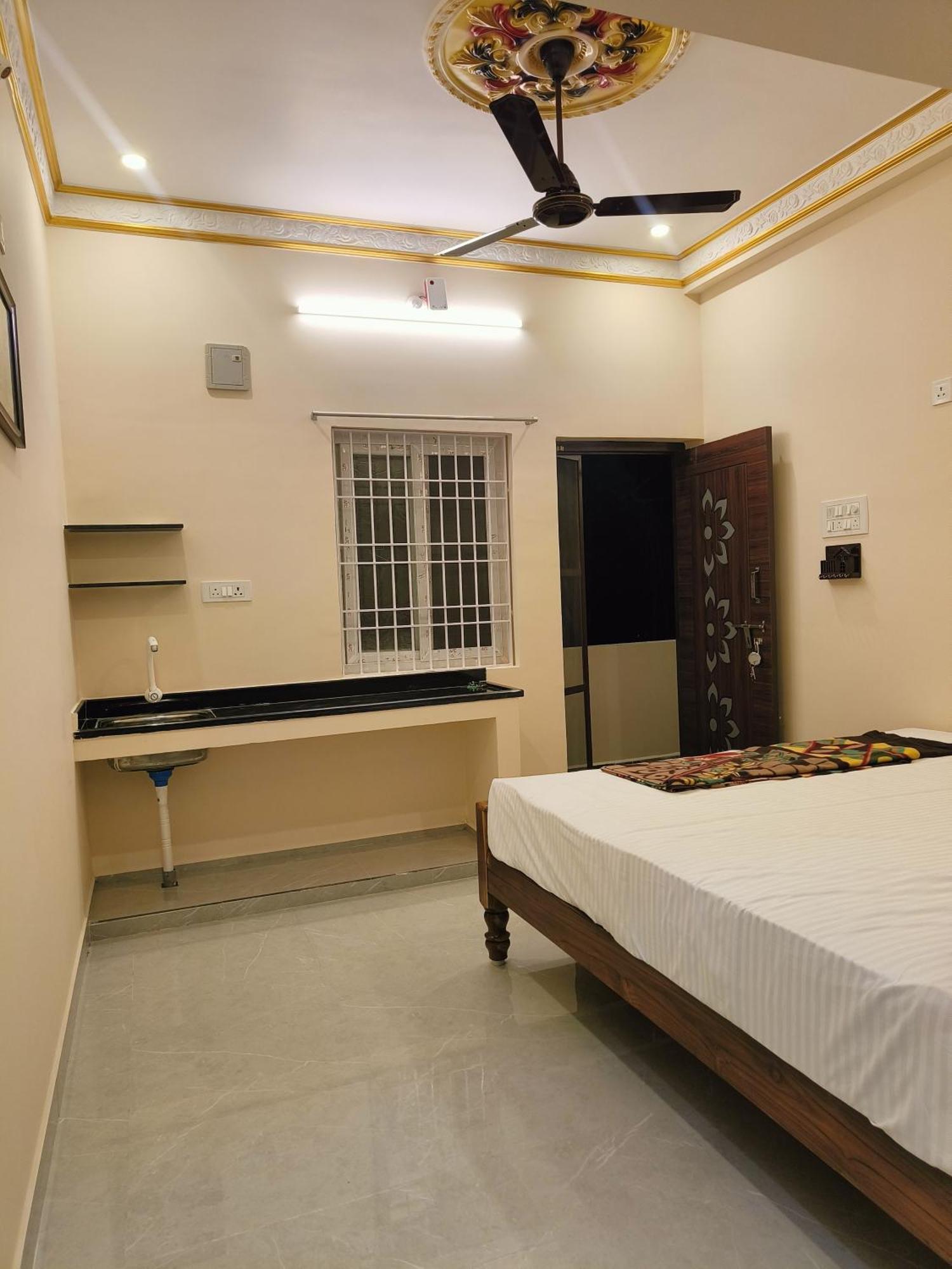 Liya Guest House Tiruvannāmalai エクステリア 写真
